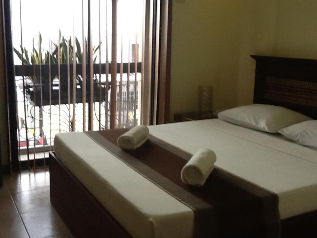 Darunday Manor Hotel Tagbilaran City Ngoại thất bức ảnh