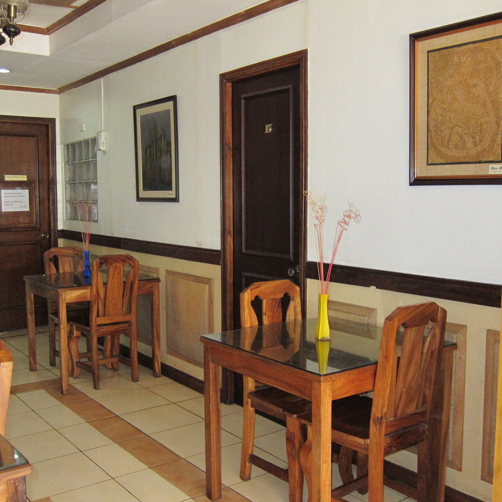 Darunday Manor Hotel Tagbilaran City Ngoại thất bức ảnh