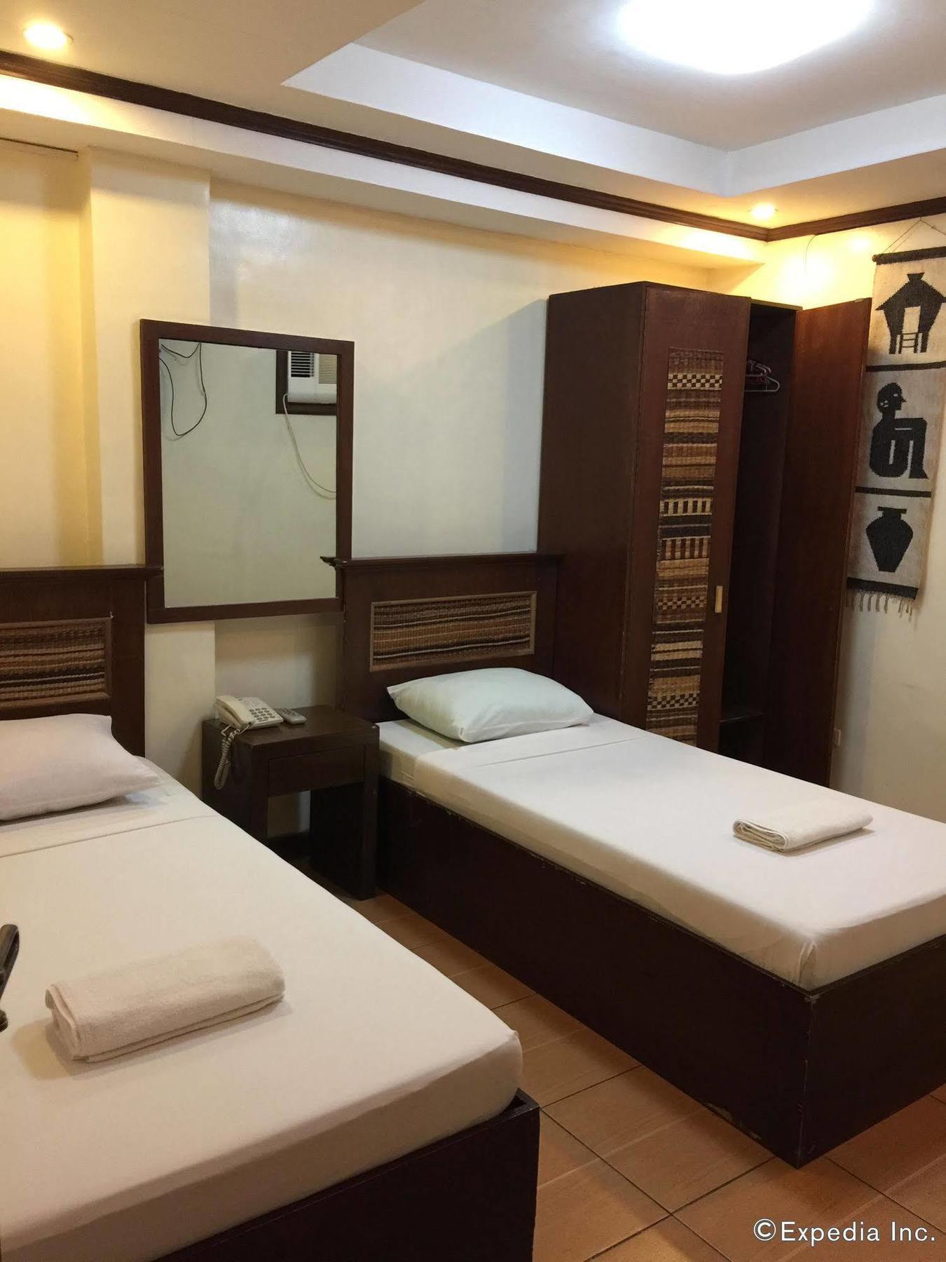Darunday Manor Hotel Tagbilaran City Ngoại thất bức ảnh